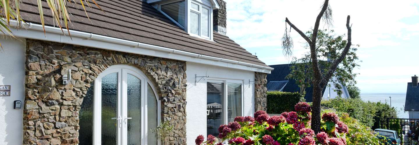 Wogan Lodge Self Catering Holiday Cottage In Saundersfoot